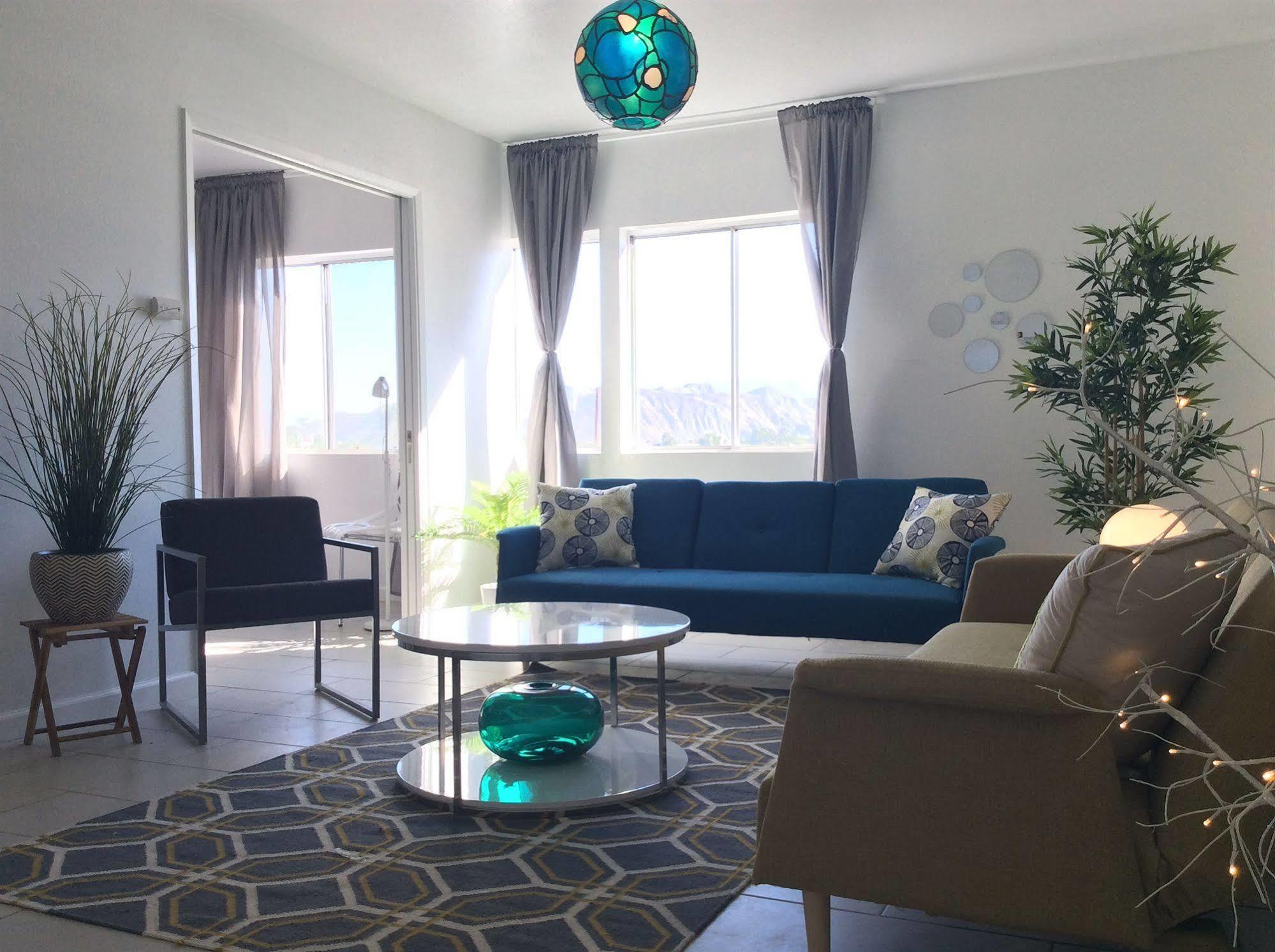 Modern Downtown Condo パーム・スプリングス エクステリア 写真